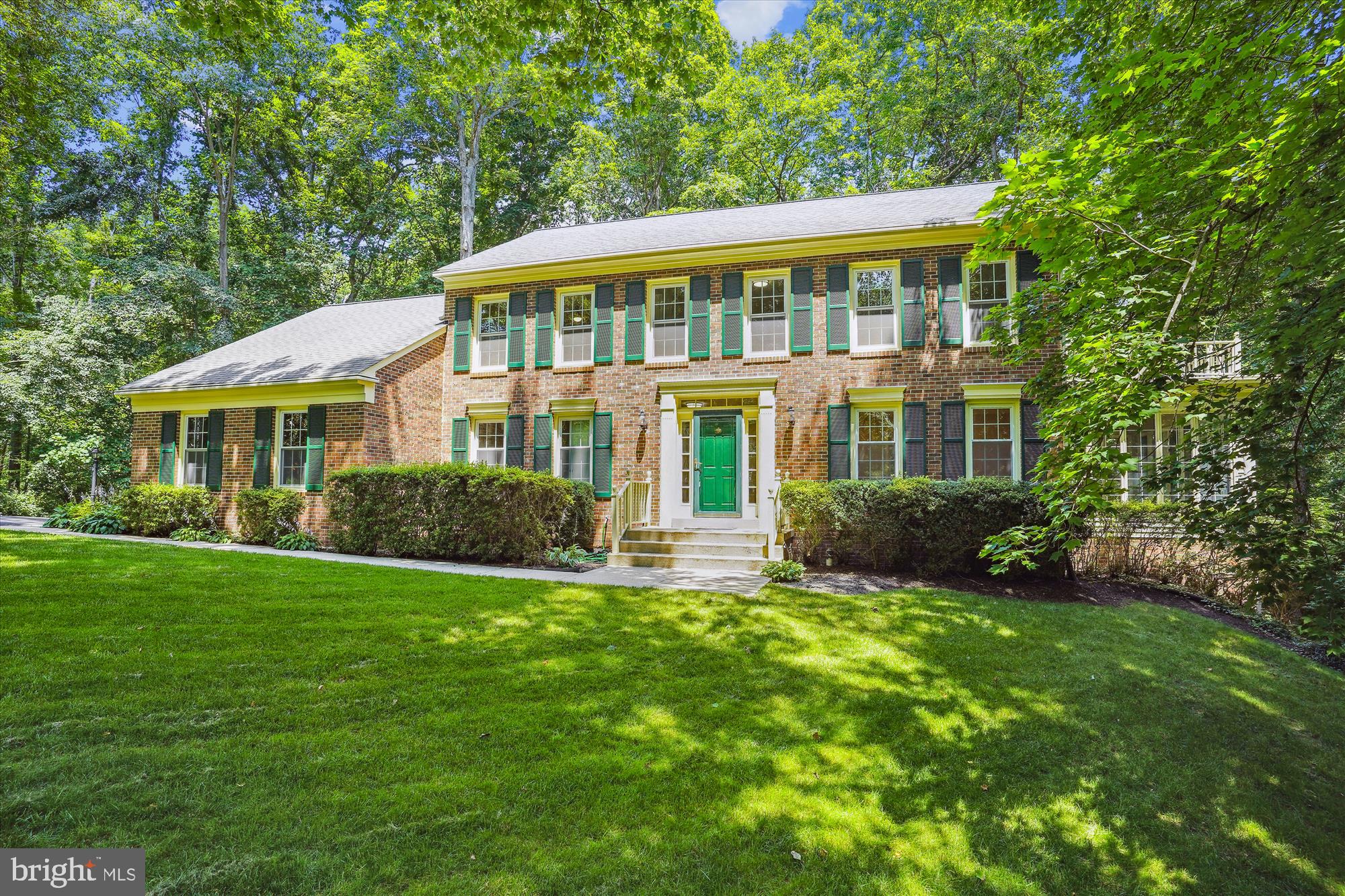 LAKE RIDGE - Residential