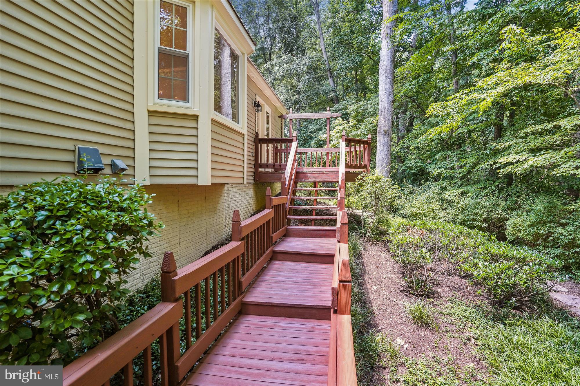 LAKE RIDGE - Residential