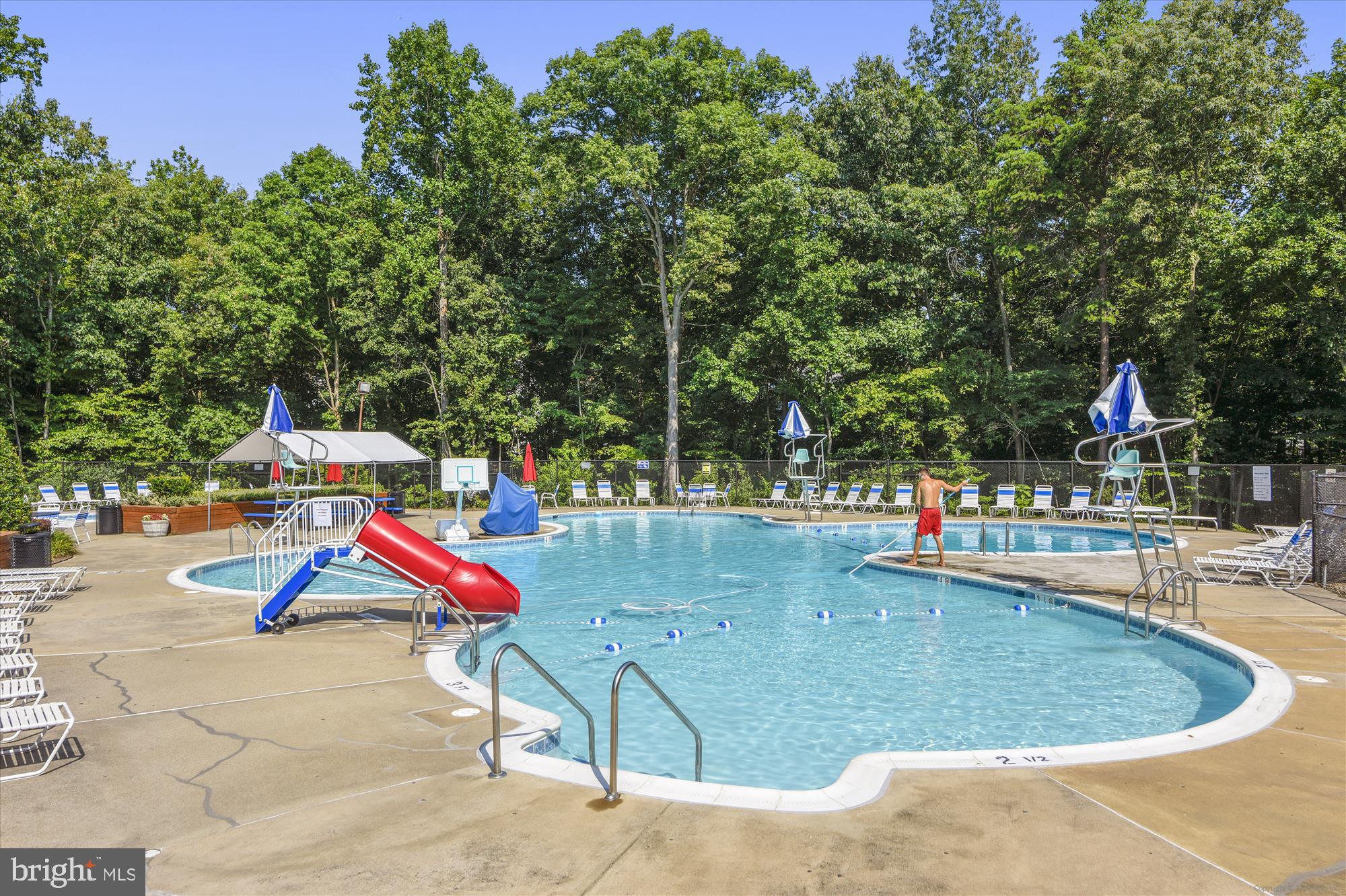 LAKE RIDGE - Residential