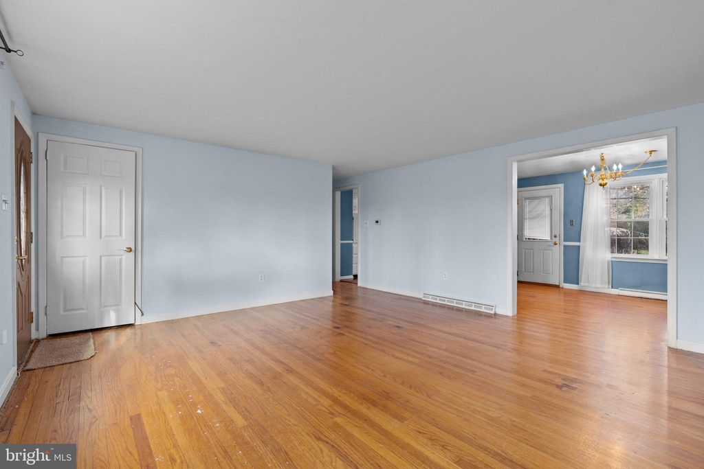 Photo of 119 Whitney Road, Lancaster, PA 17603 (MLS # PALA2043268)