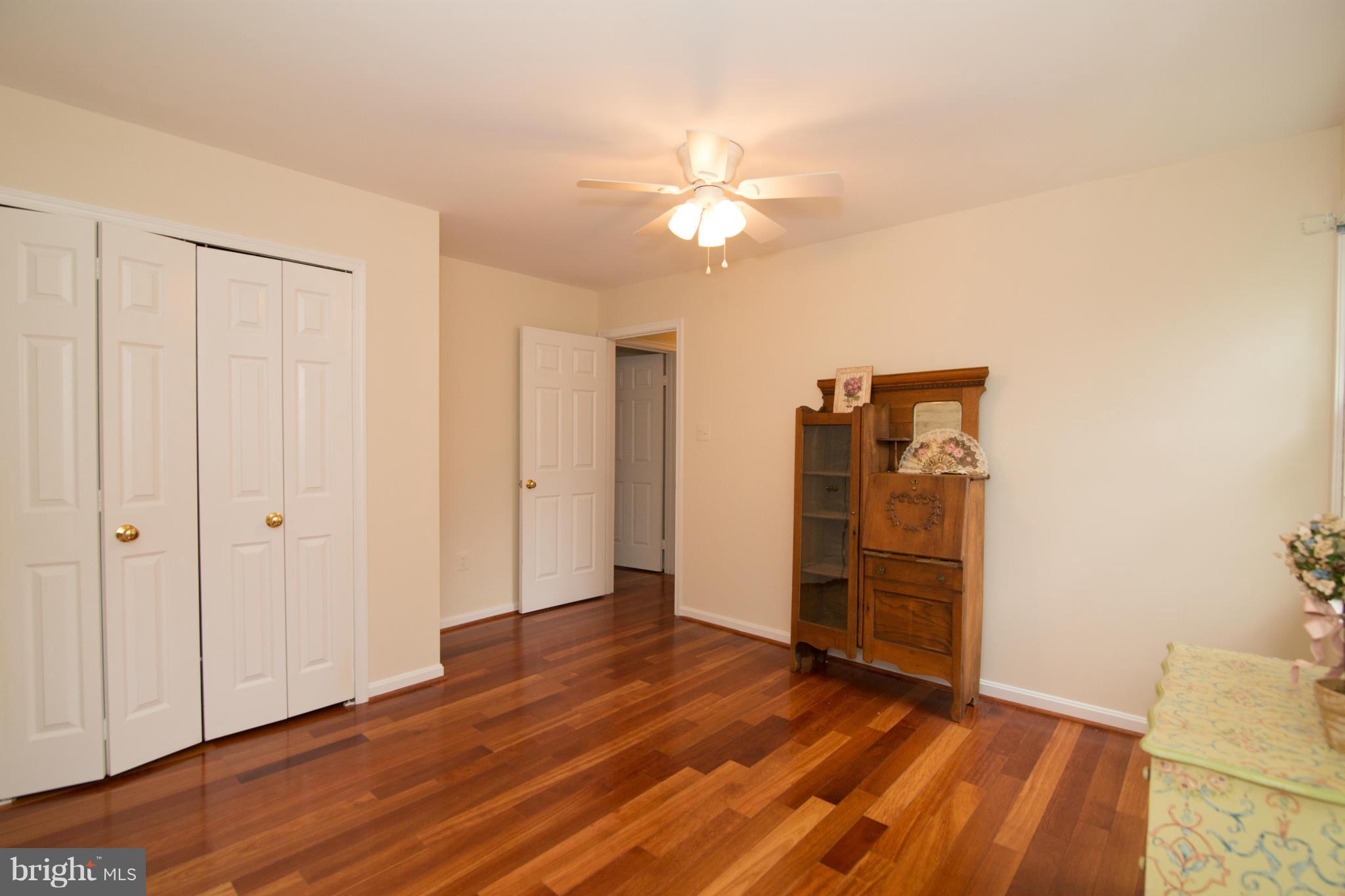 MONTCLAIR - Residential