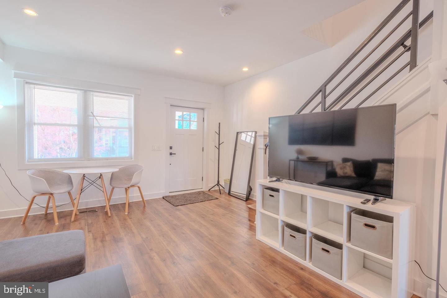 413 DELAFIELD PLACE NW