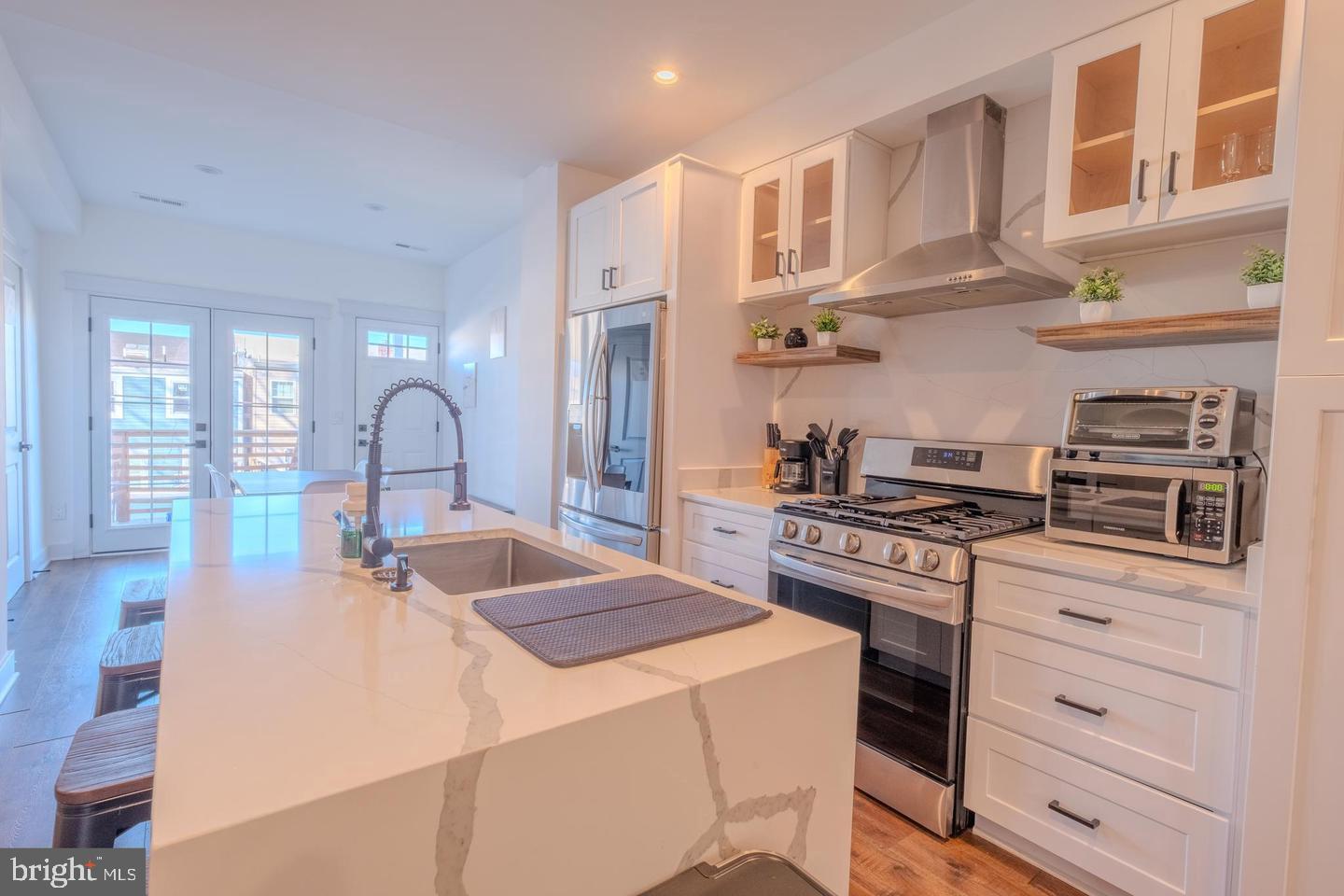 413 DELAFIELD PLACE NW