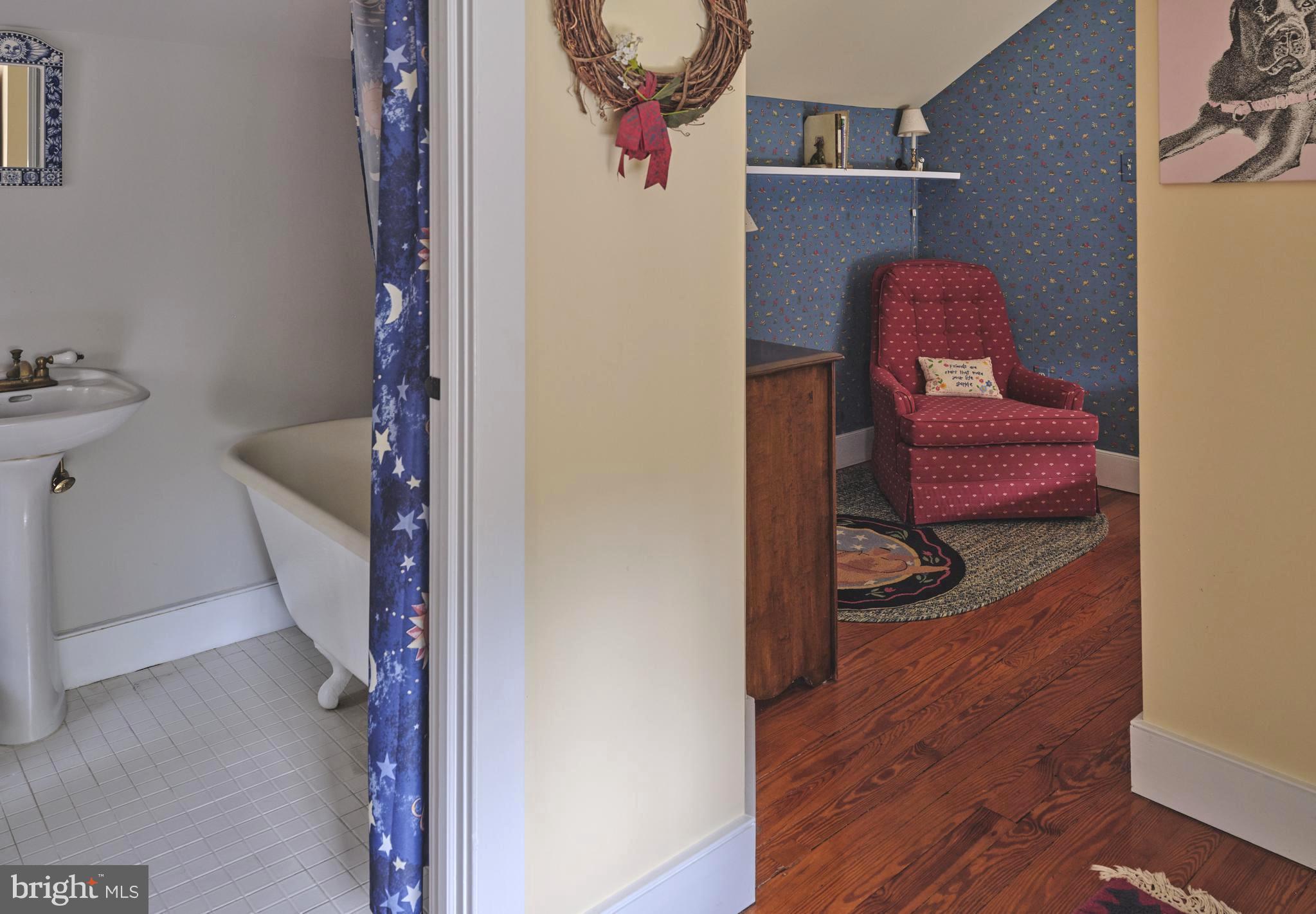 WASHINGTON CROSSING - Residential