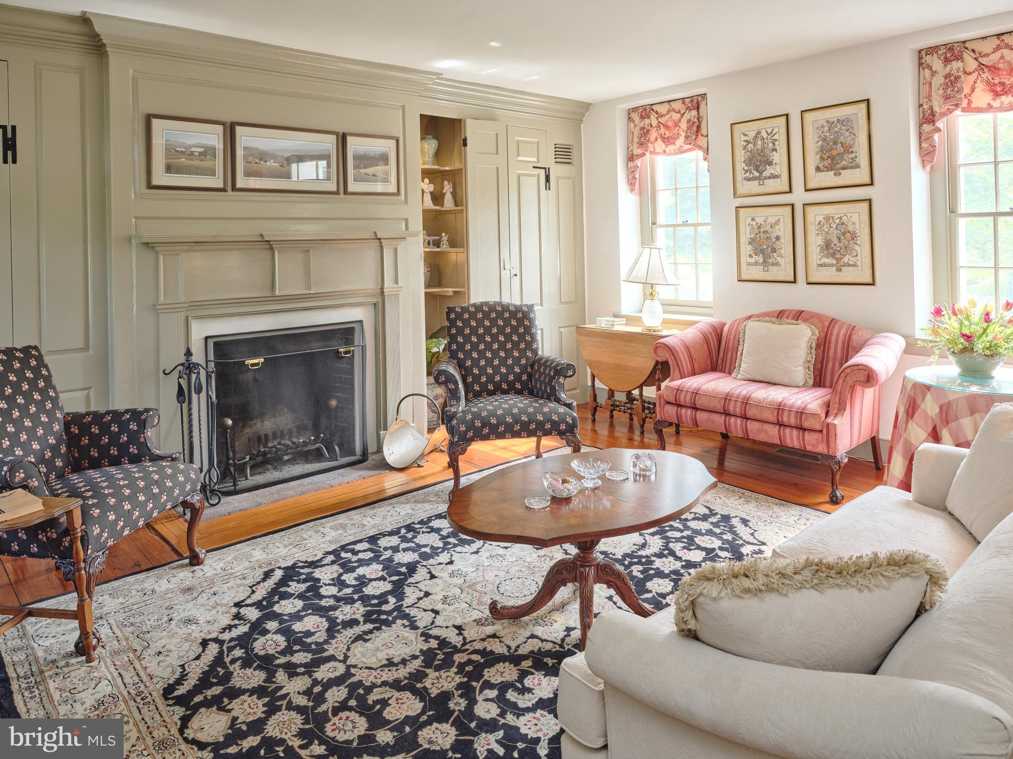 WASHINGTON CROSSING - Residential