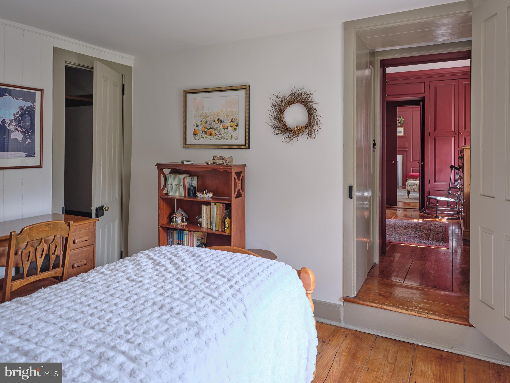 WASHINGTON CROSSING - Residential