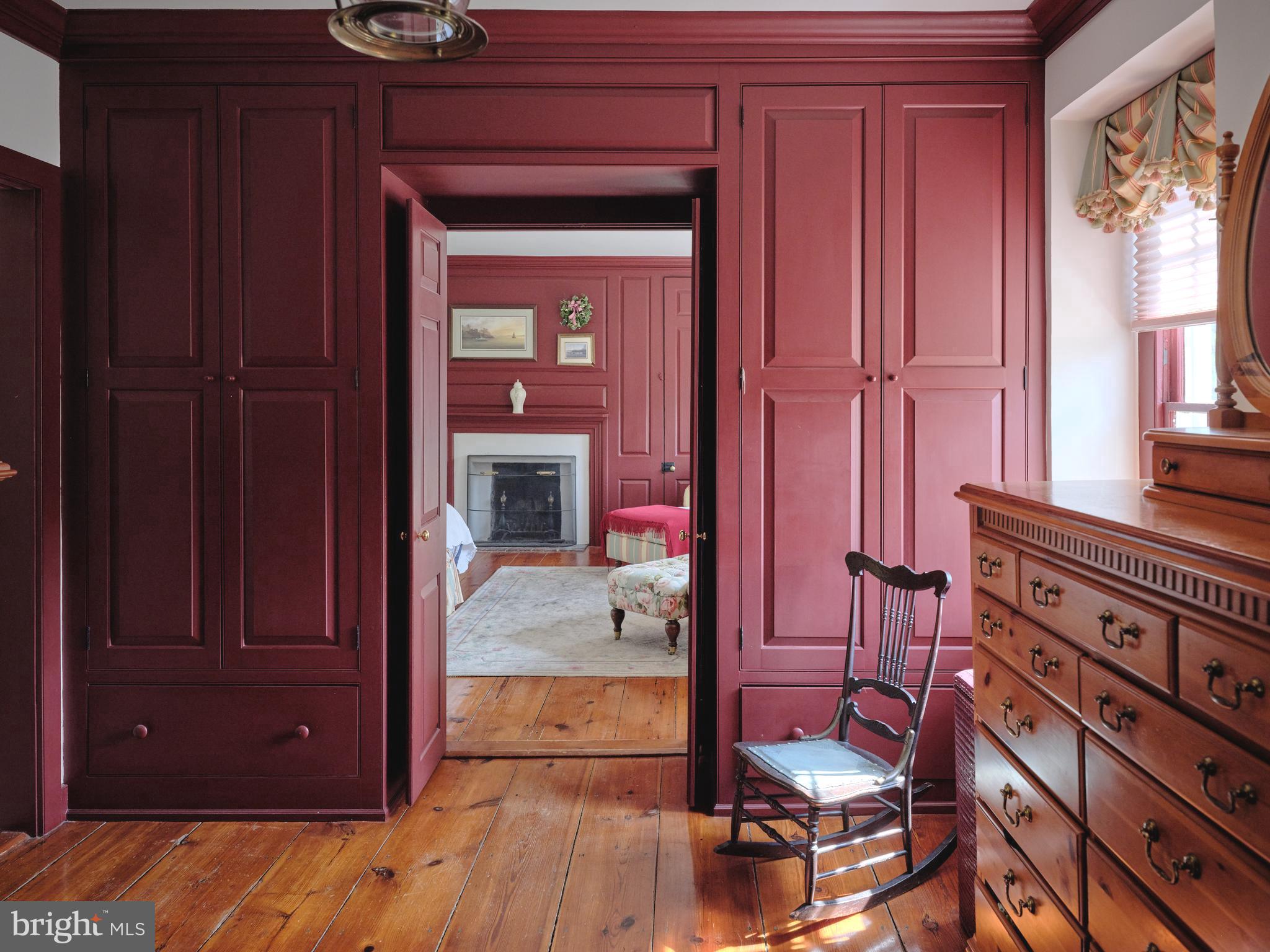 WASHINGTON CROSSING - Residential