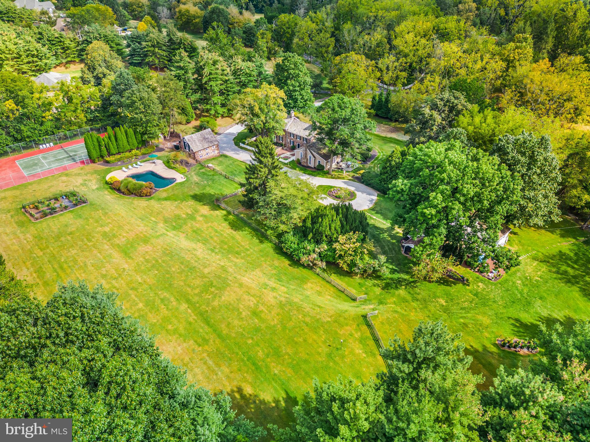 WASHINGTON CROSSING - Residential