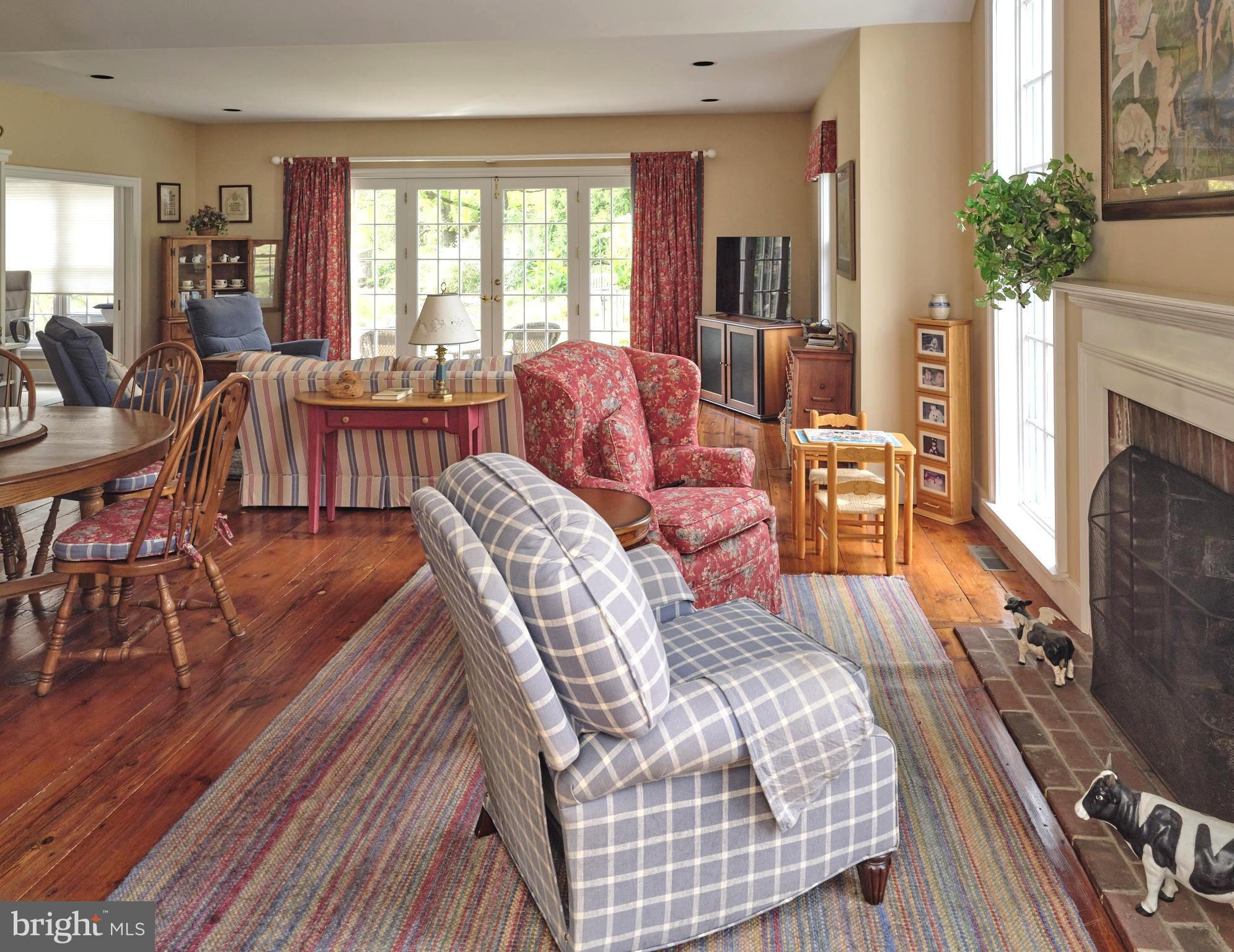 WASHINGTON CROSSING - Residential