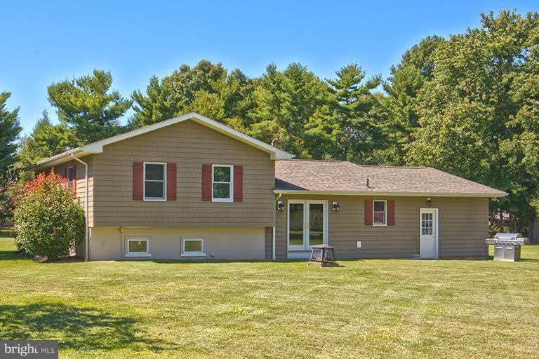 QUEEN ANNE ACRES - Residential