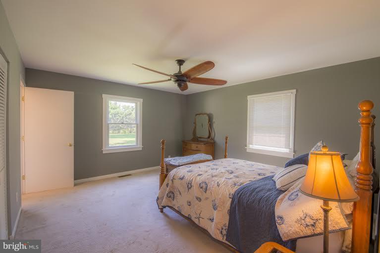 QUEEN ANNE ACRES - Residential