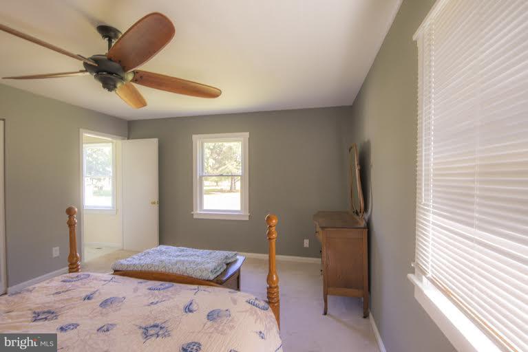 QUEEN ANNE ACRES - Residential