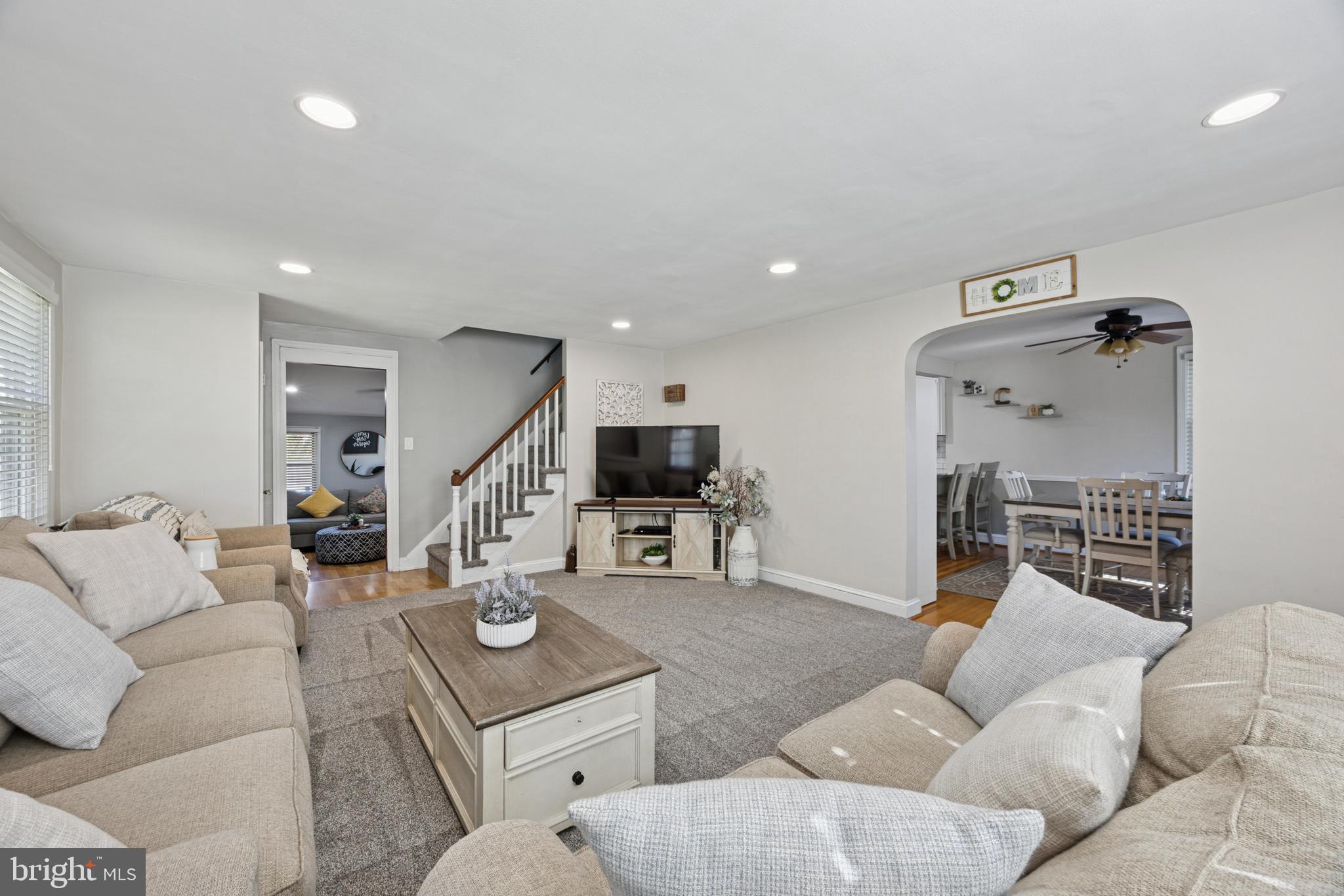 487 E SPRINGFIELD ROAD