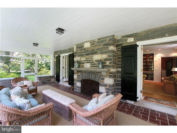 CHESTNUT HILL - Residential