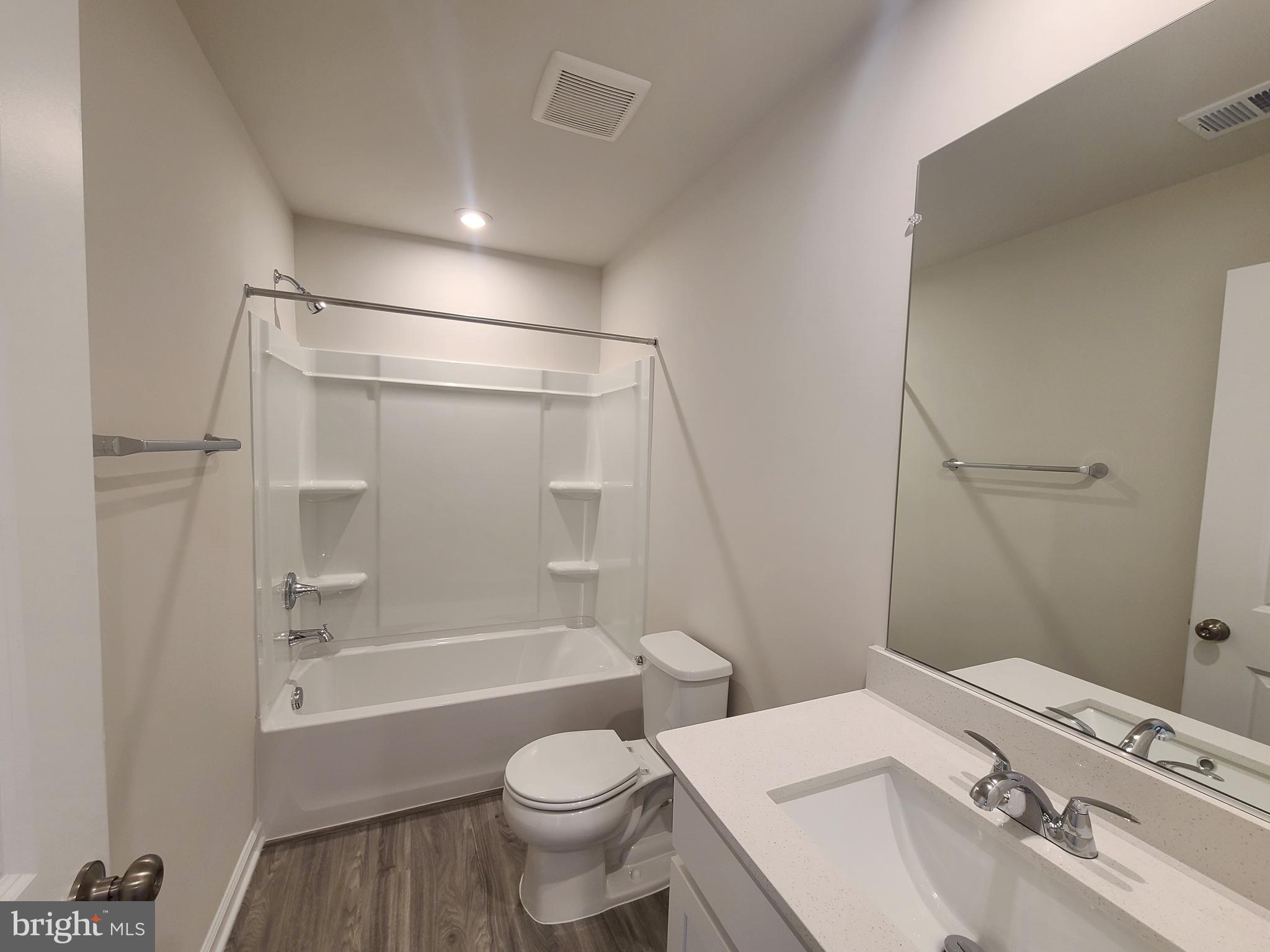 STONE SPRING - Residential Lease