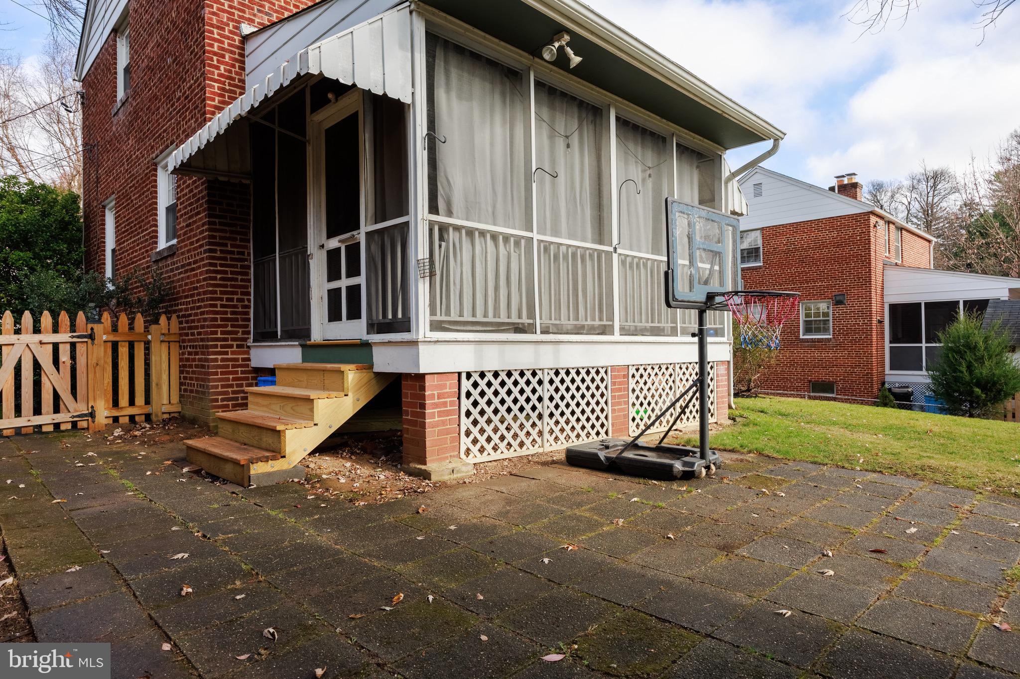 INDIAN SPRING HILLS - Residential