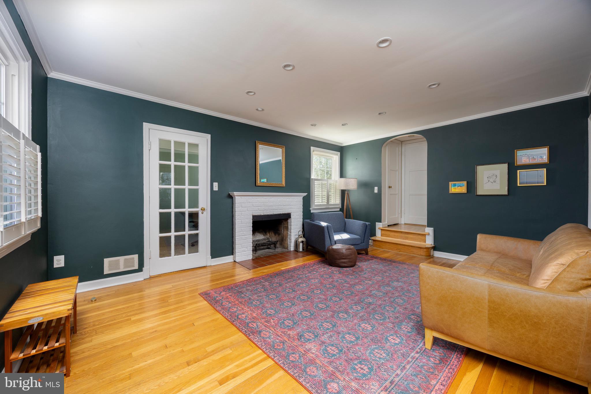 INDIAN SPRING HILLS - Residential