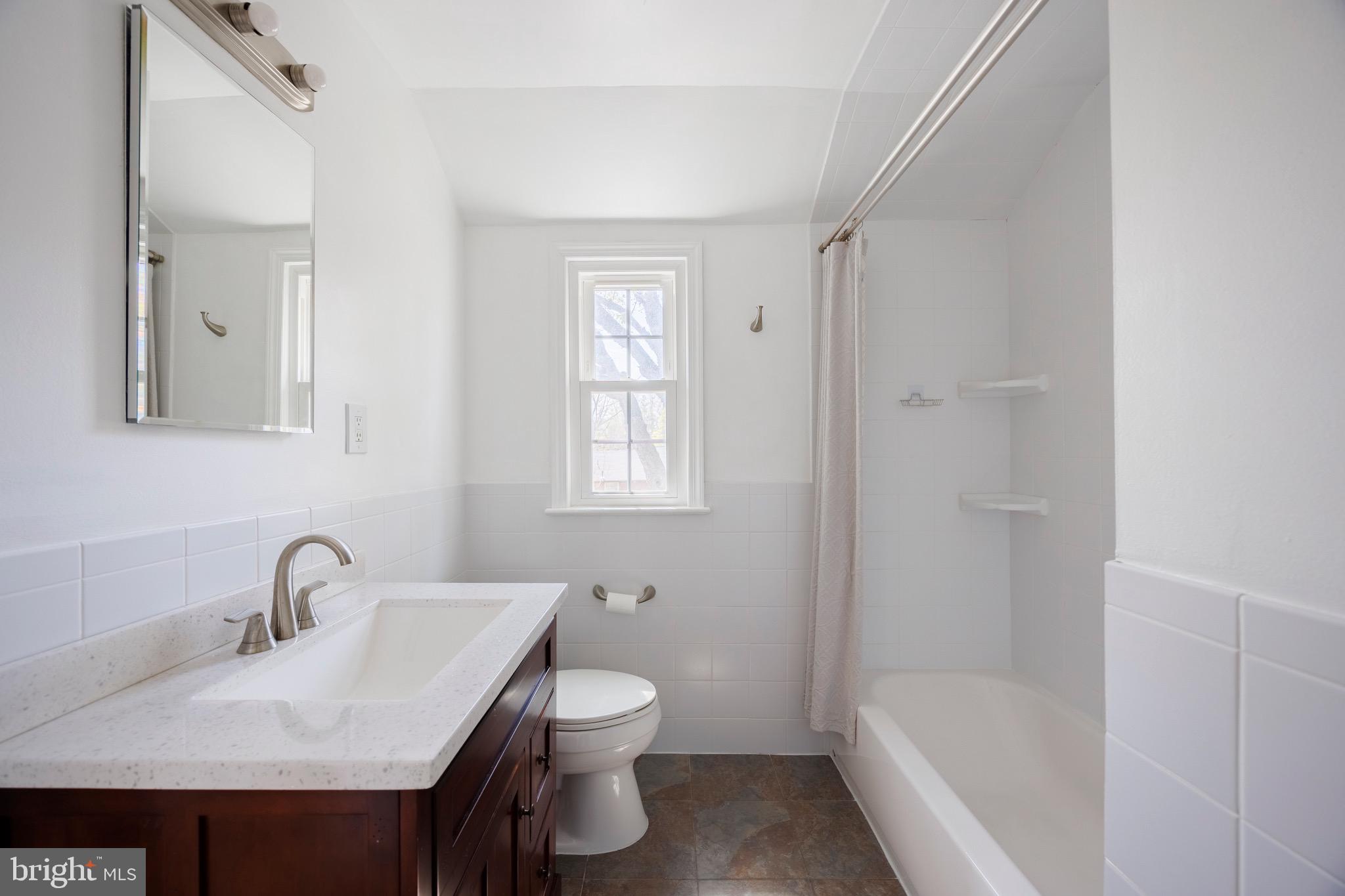 INDIAN SPRING HILLS - Residential