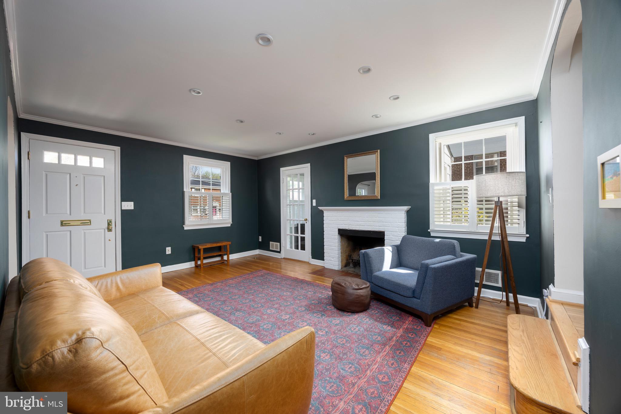 INDIAN SPRING HILLS - Residential