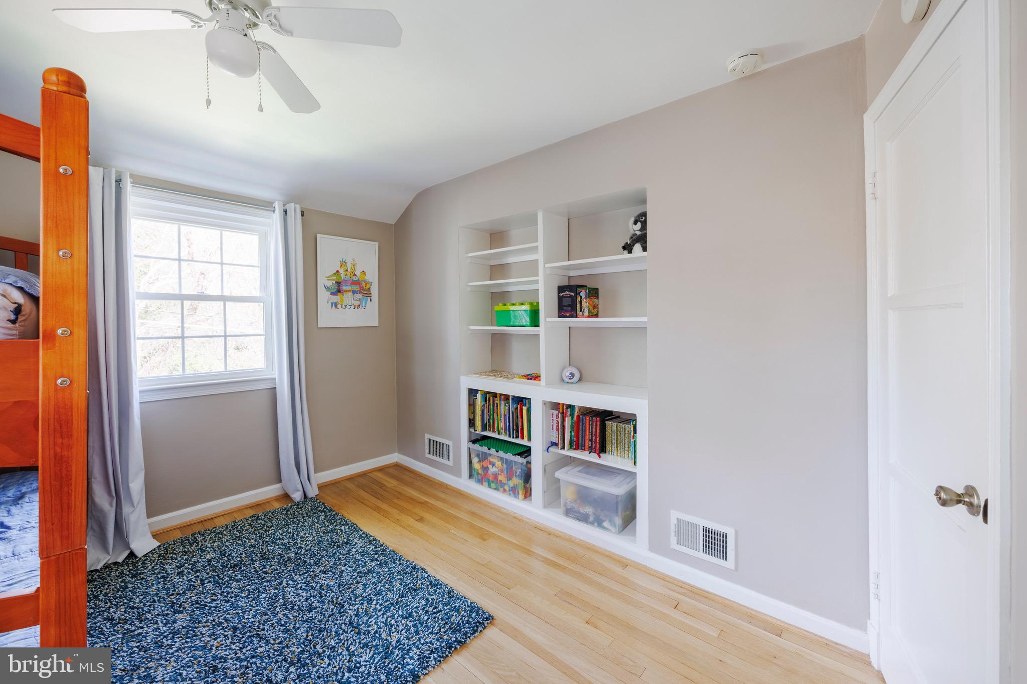 INDIAN SPRING HILLS - Residential