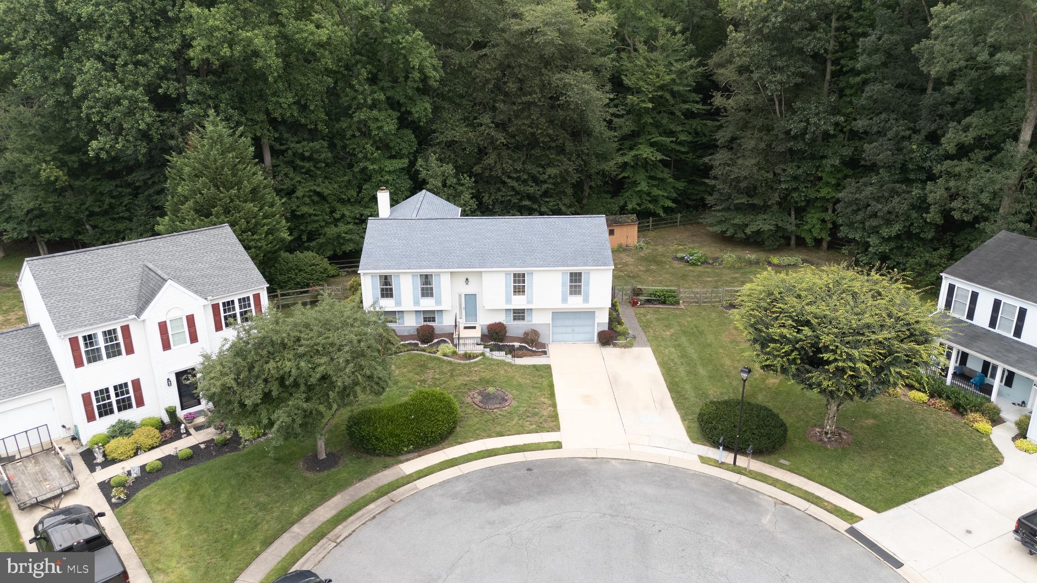 7 SAINT TROPEZ COURT