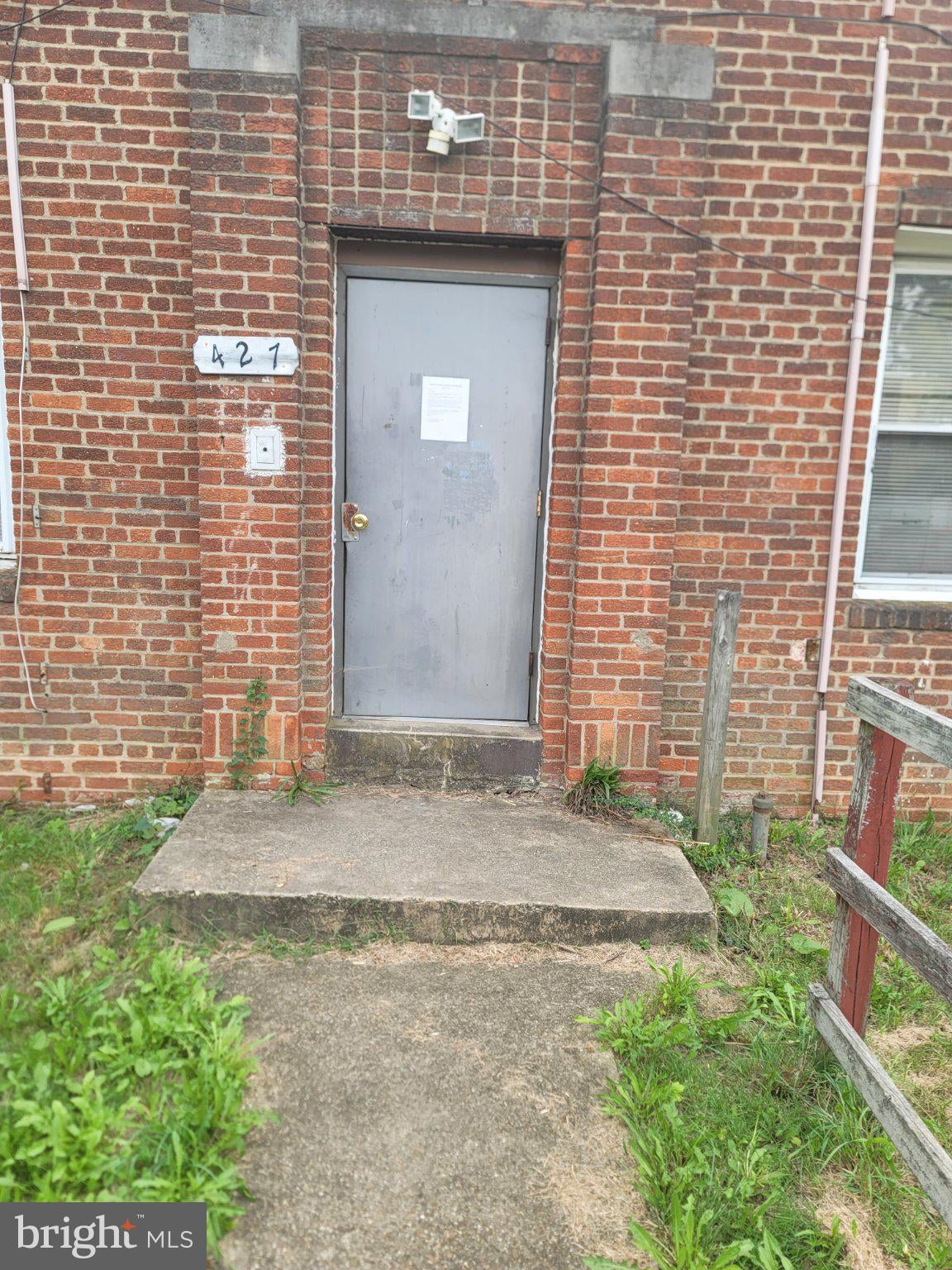 437 MELLON STREET SE