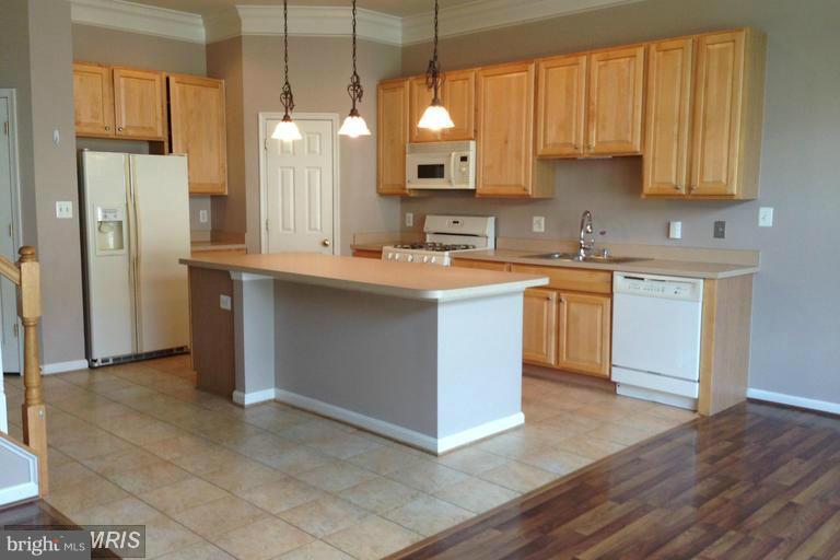 SOUTH RIDING - Residential