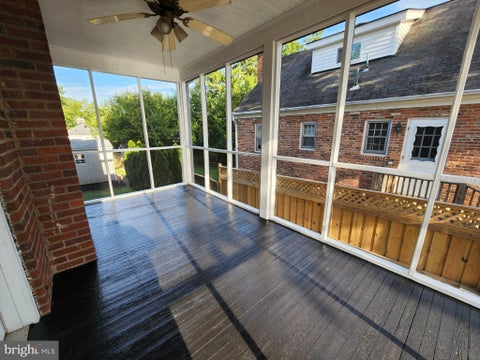 Condo For Rent - 1227 N Utah Street #2<br/> ARLINGTON, VA 22201