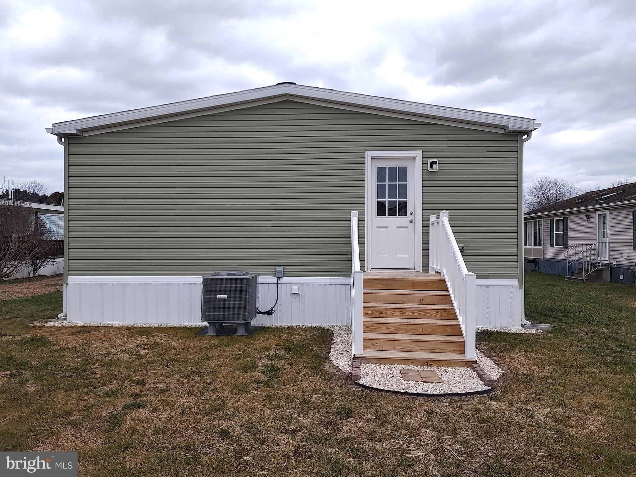 SUSSEX EAST MHP - Residential