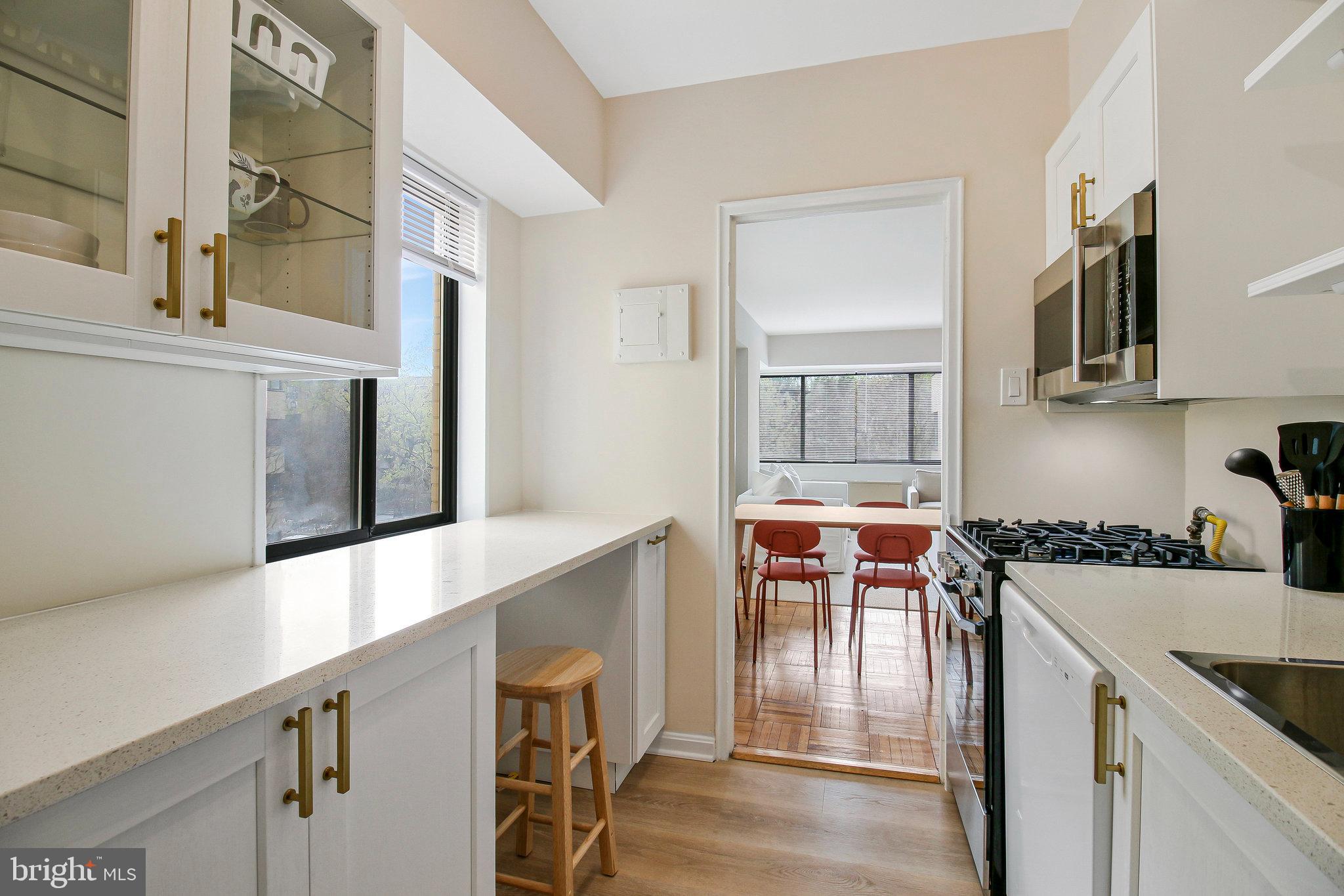 CLEVELAND PARK - Residential
