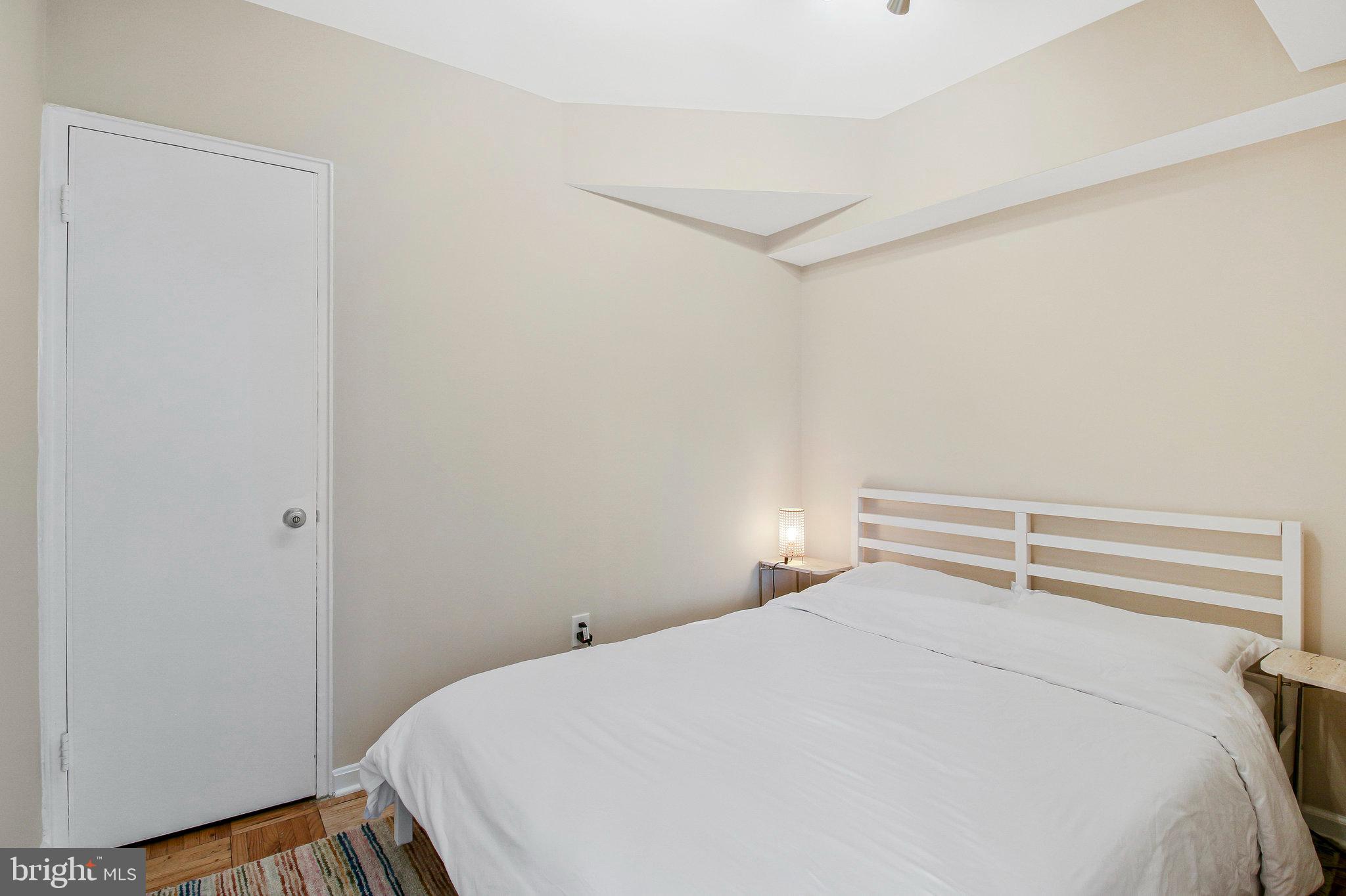 CLEVELAND PARK - Residential