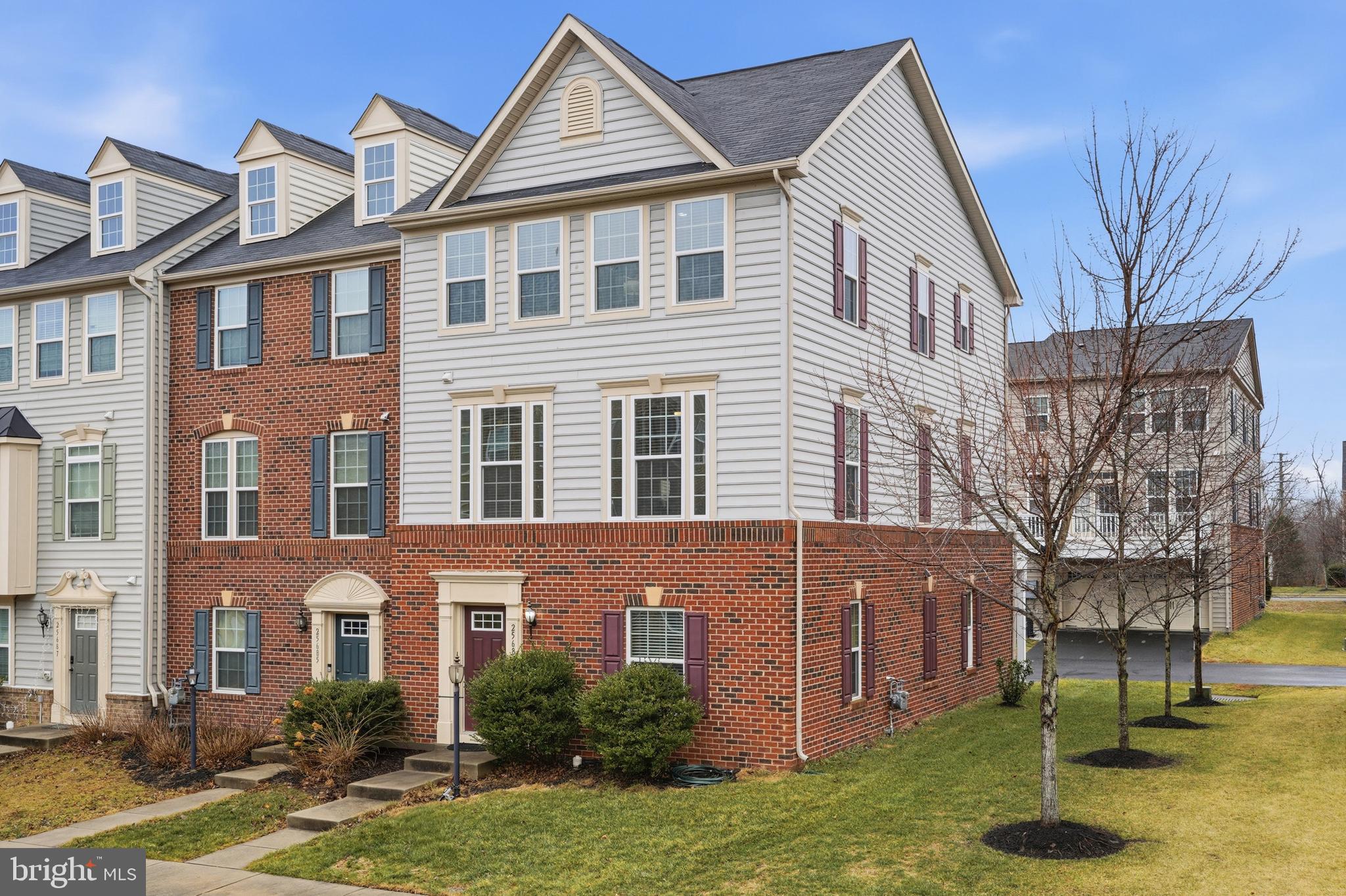 25683 AZALEA GARDEN TERRACE