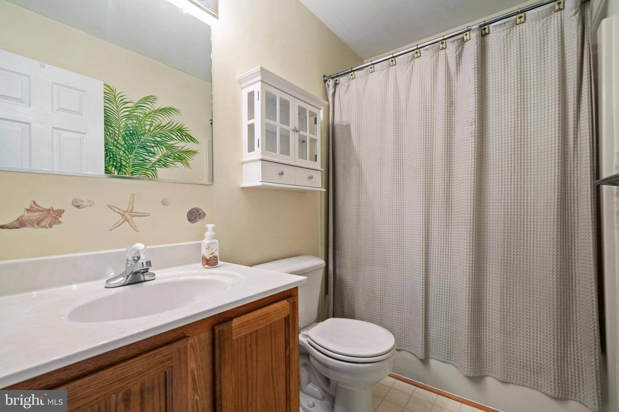 HUNTERS CROSSING - Residential