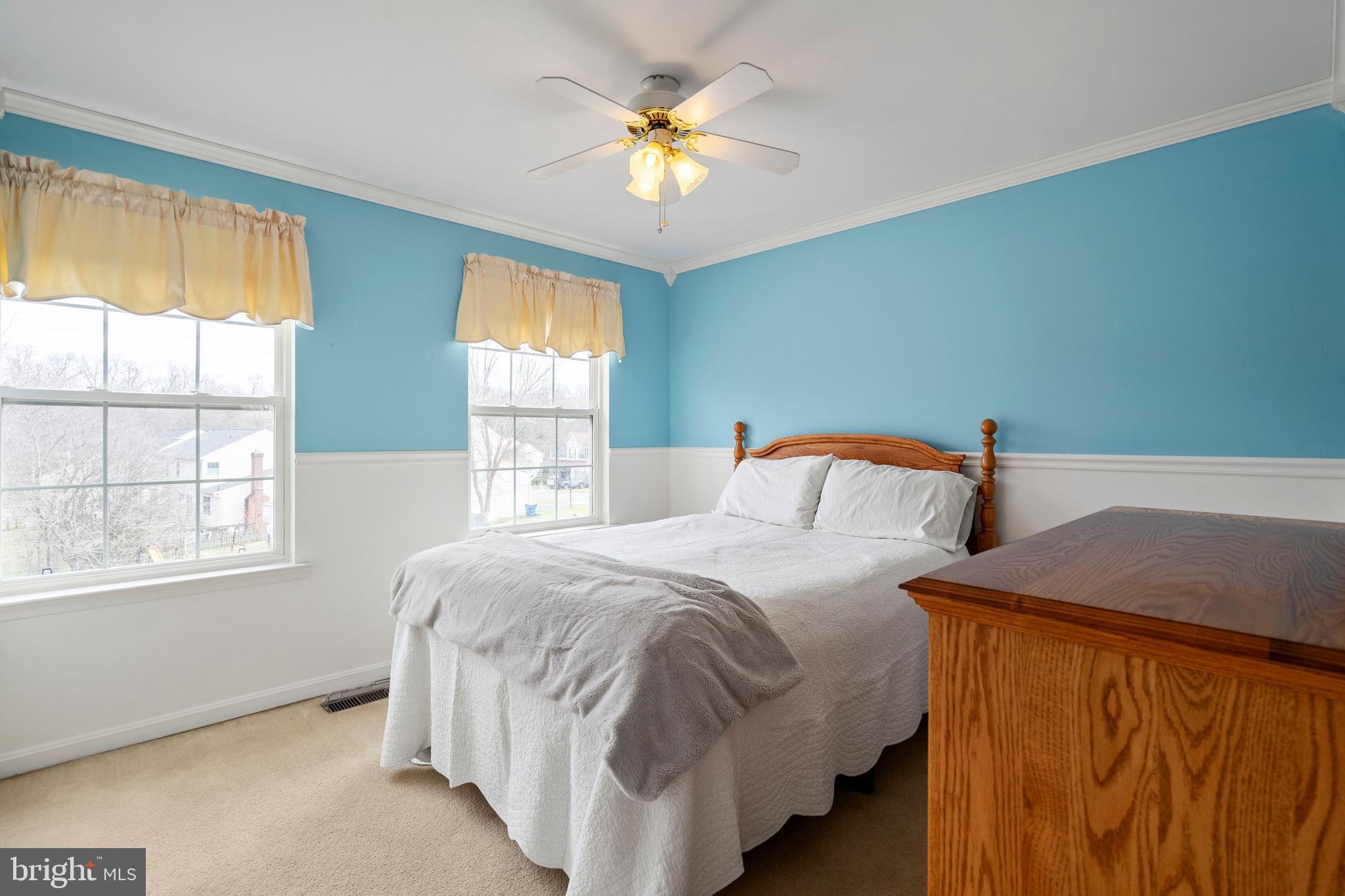 HUNTERS CROSSING - Residential