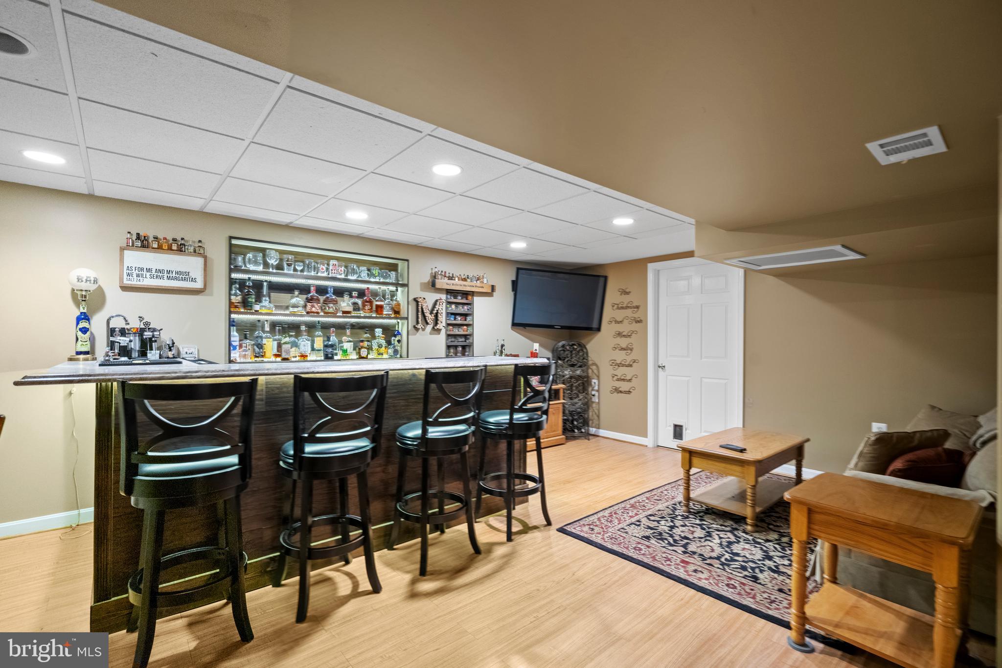 HUNTERS CROSSING - Residential