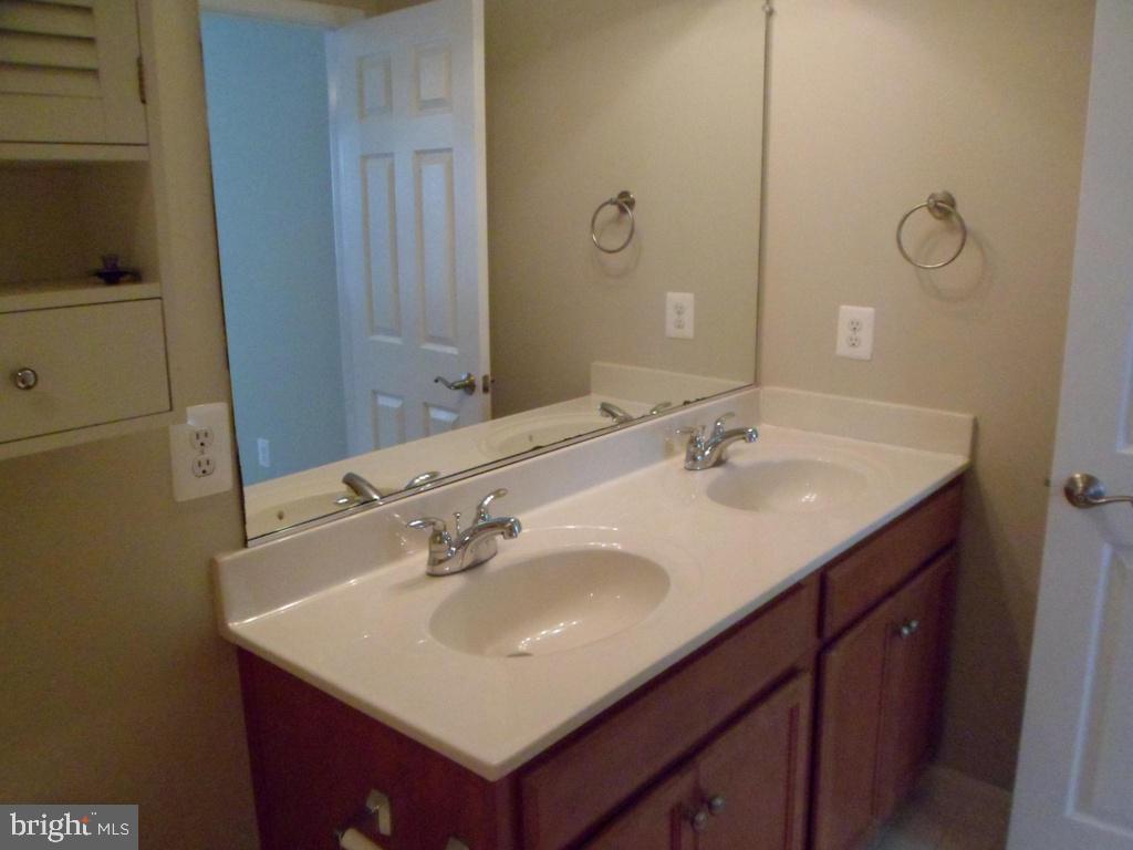 WILDEWOOD - Residential Lease