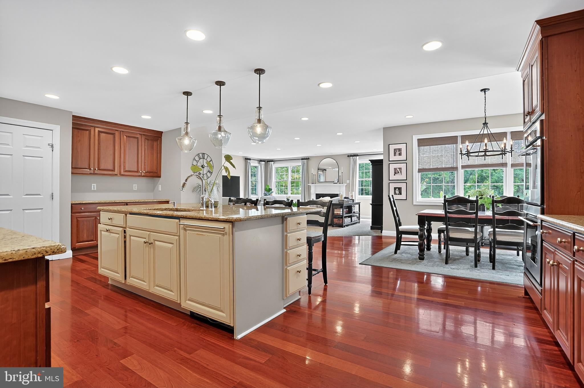 OLD FORGE - Residential