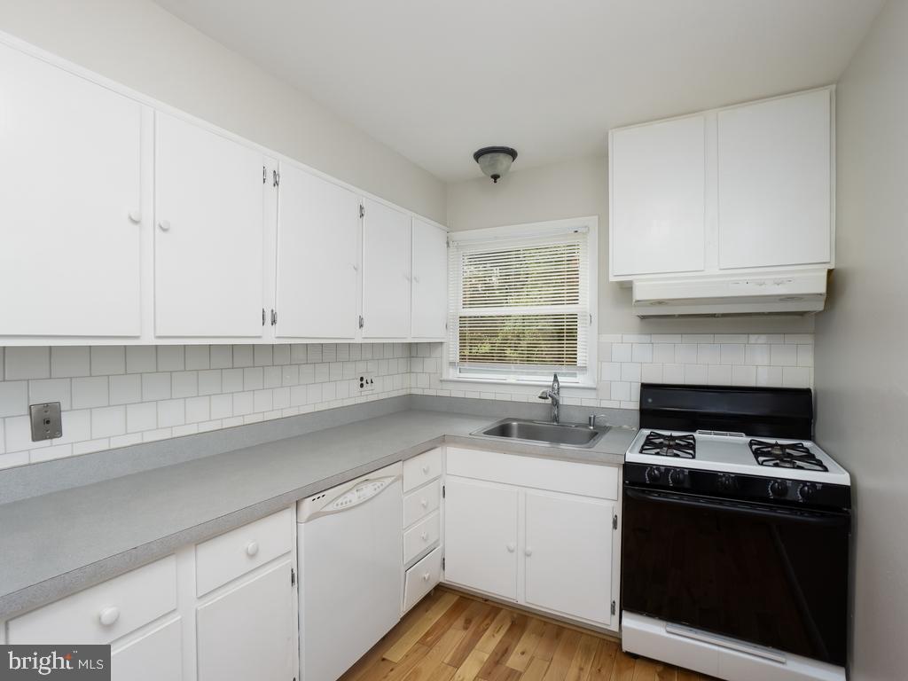 BROOKSIDE - Residential