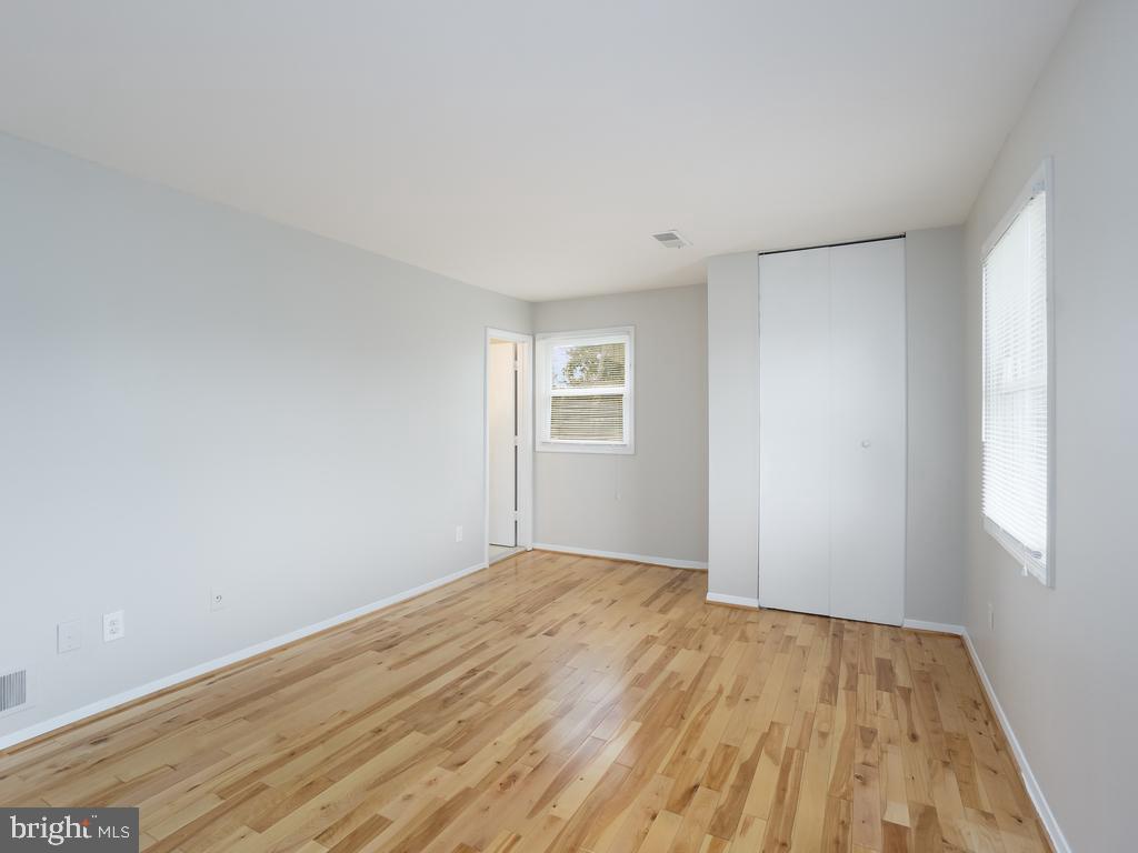 BROOKSIDE - Residential