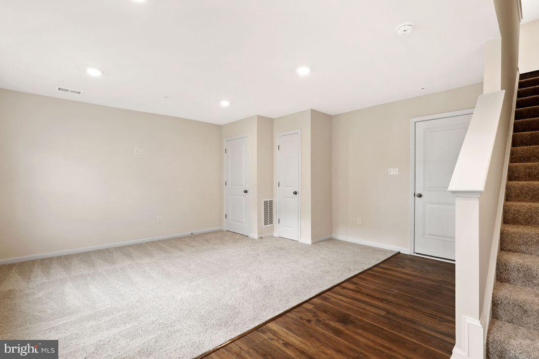 WESTVIEW SOUTH - Residential