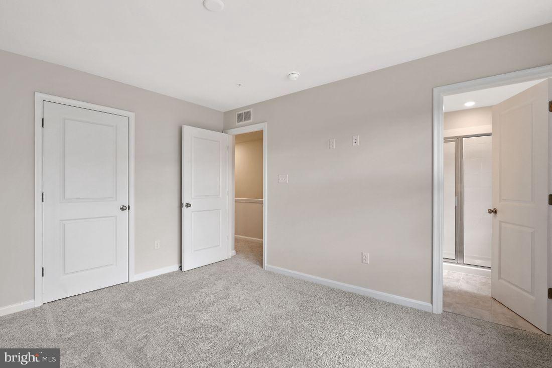 WESTVIEW SOUTH - Residential