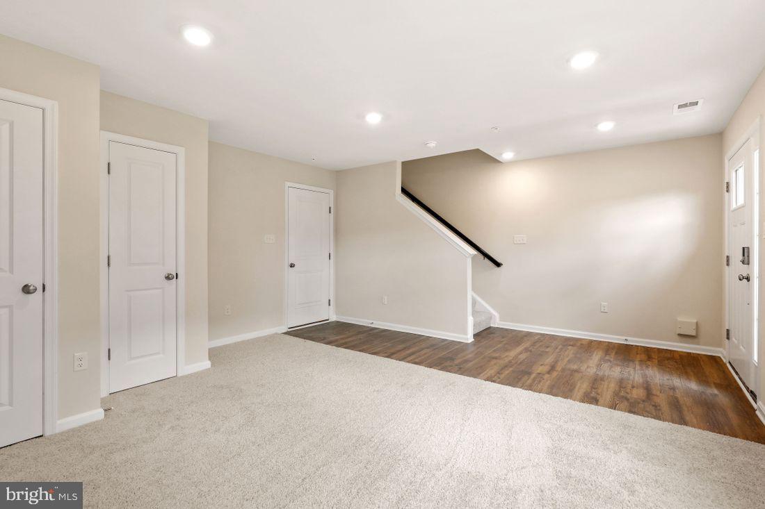 WESTVIEW SOUTH - Residential