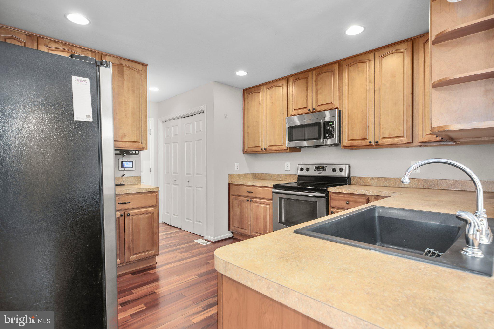 SPRING LAKE FARM - Residential Lease