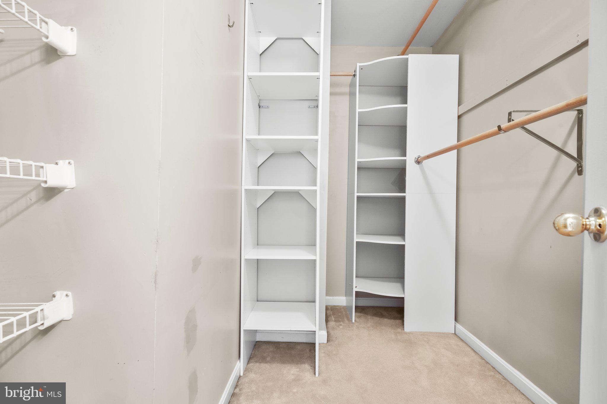 SPRING LAKE FARM - Residential Lease