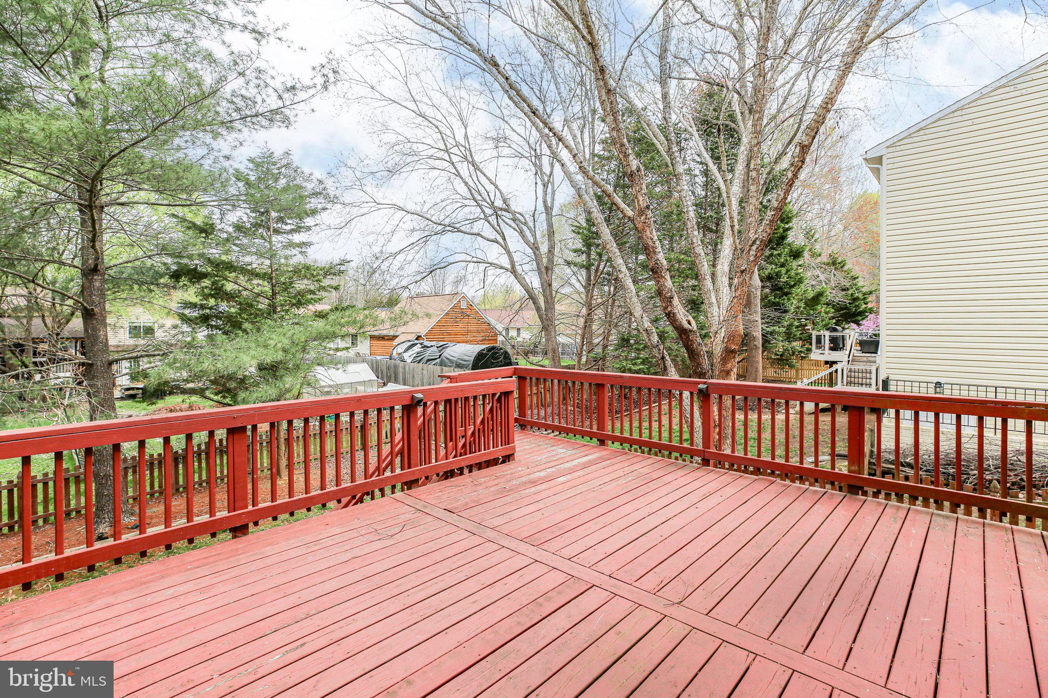 SPRING LAKE FARM - Residential Lease