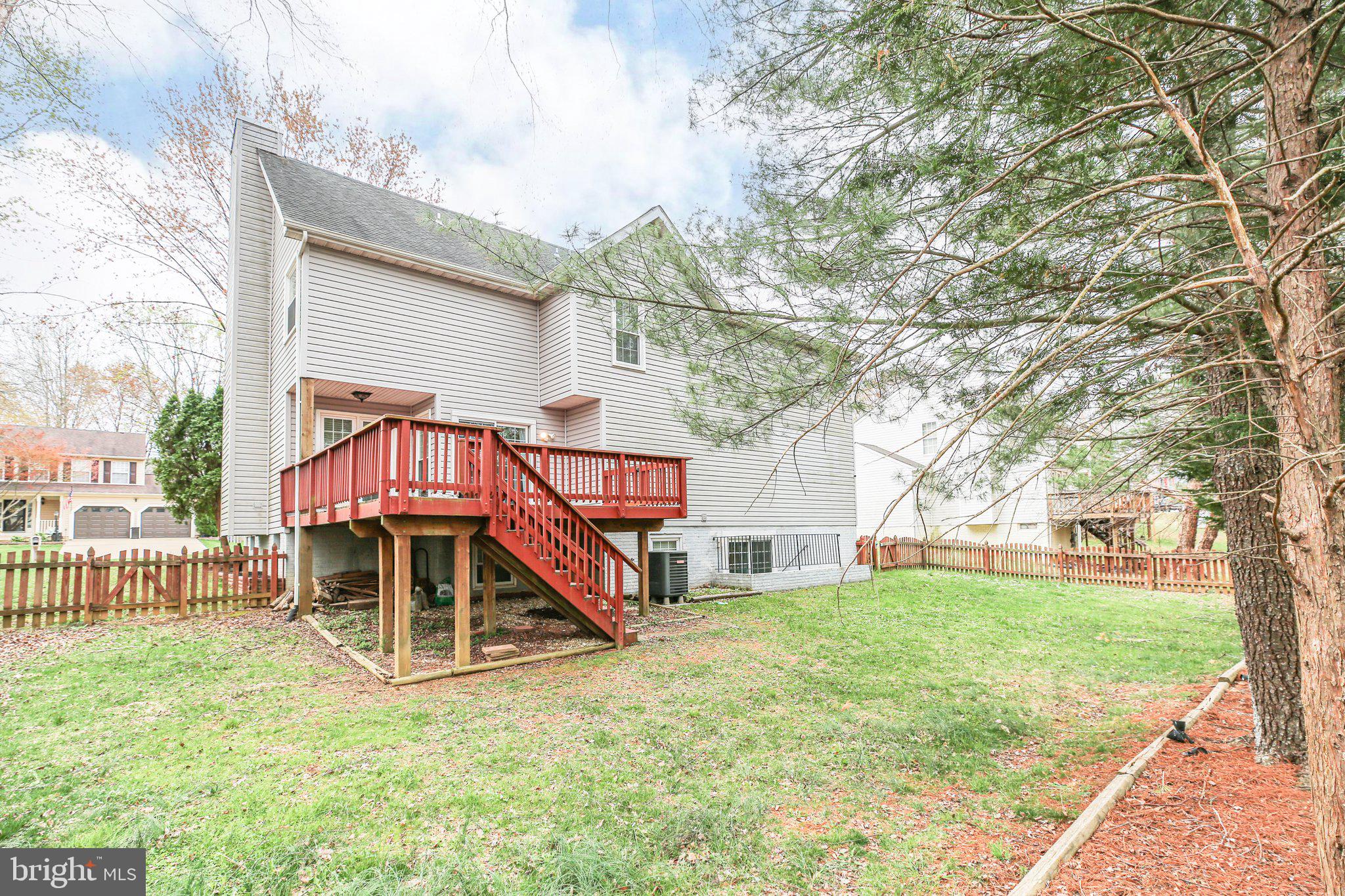 SPRING LAKE FARM - Residential Lease