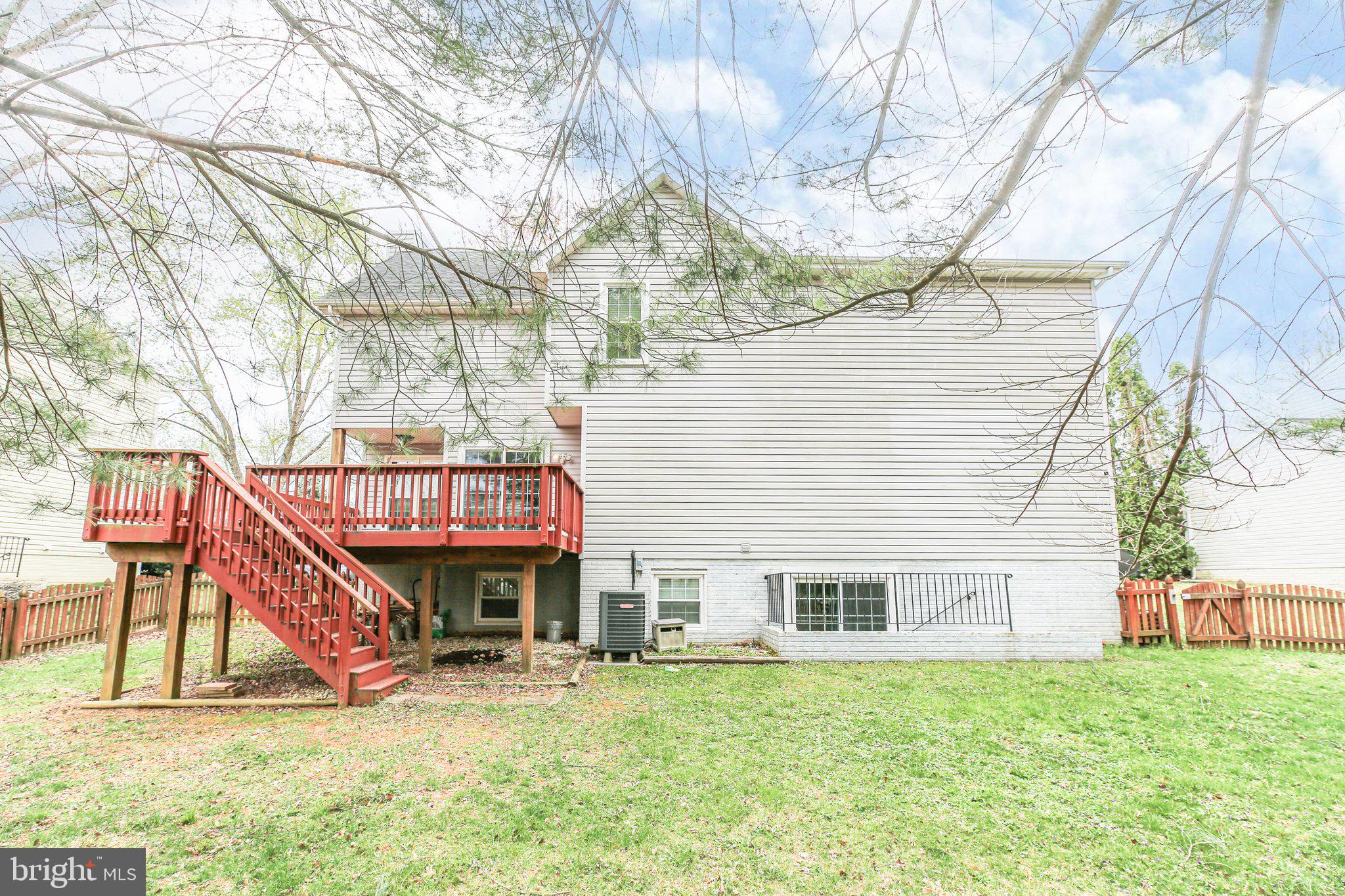 SPRING LAKE FARM - Residential Lease