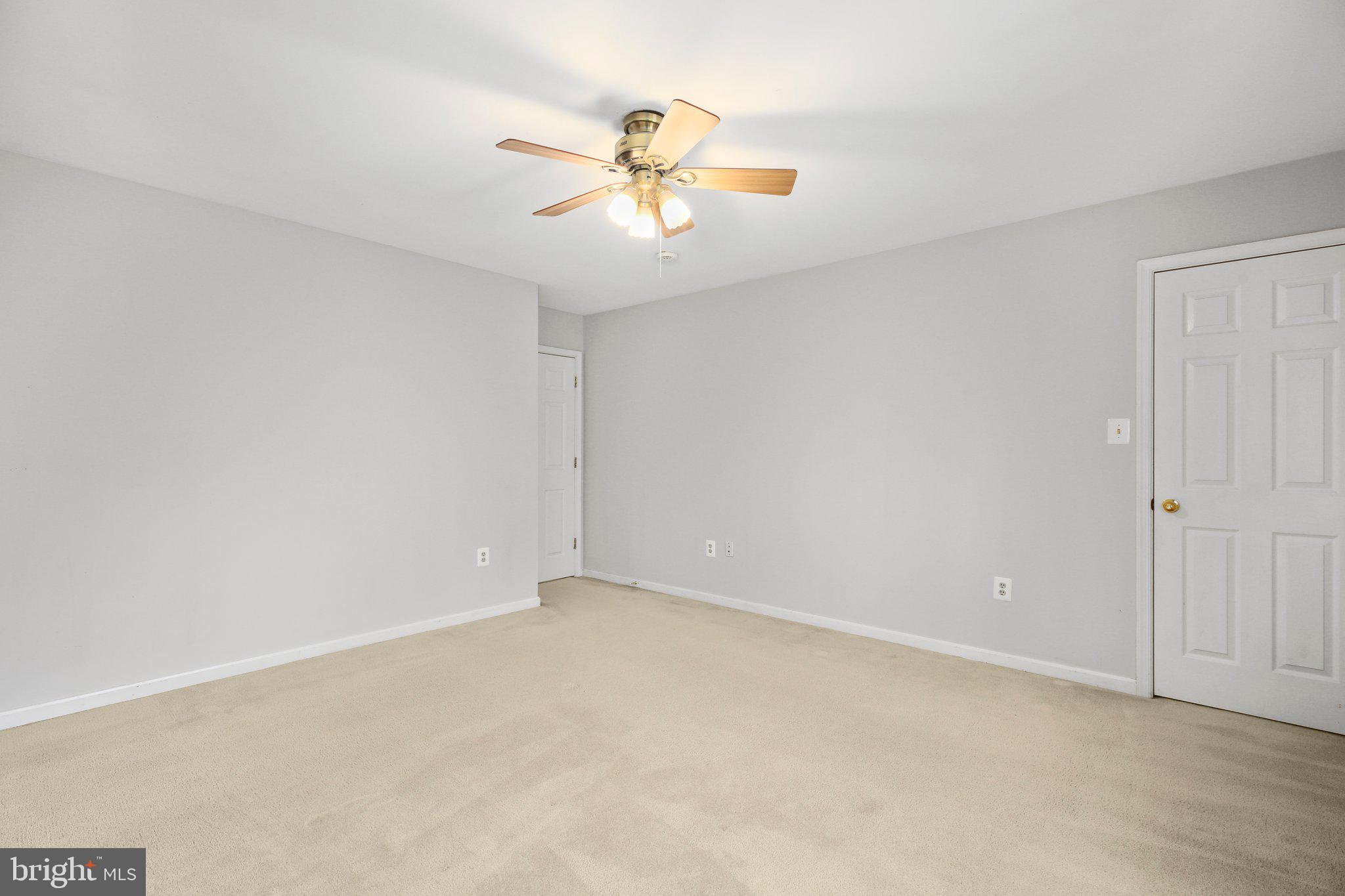 SPRING LAKE FARM - Residential Lease