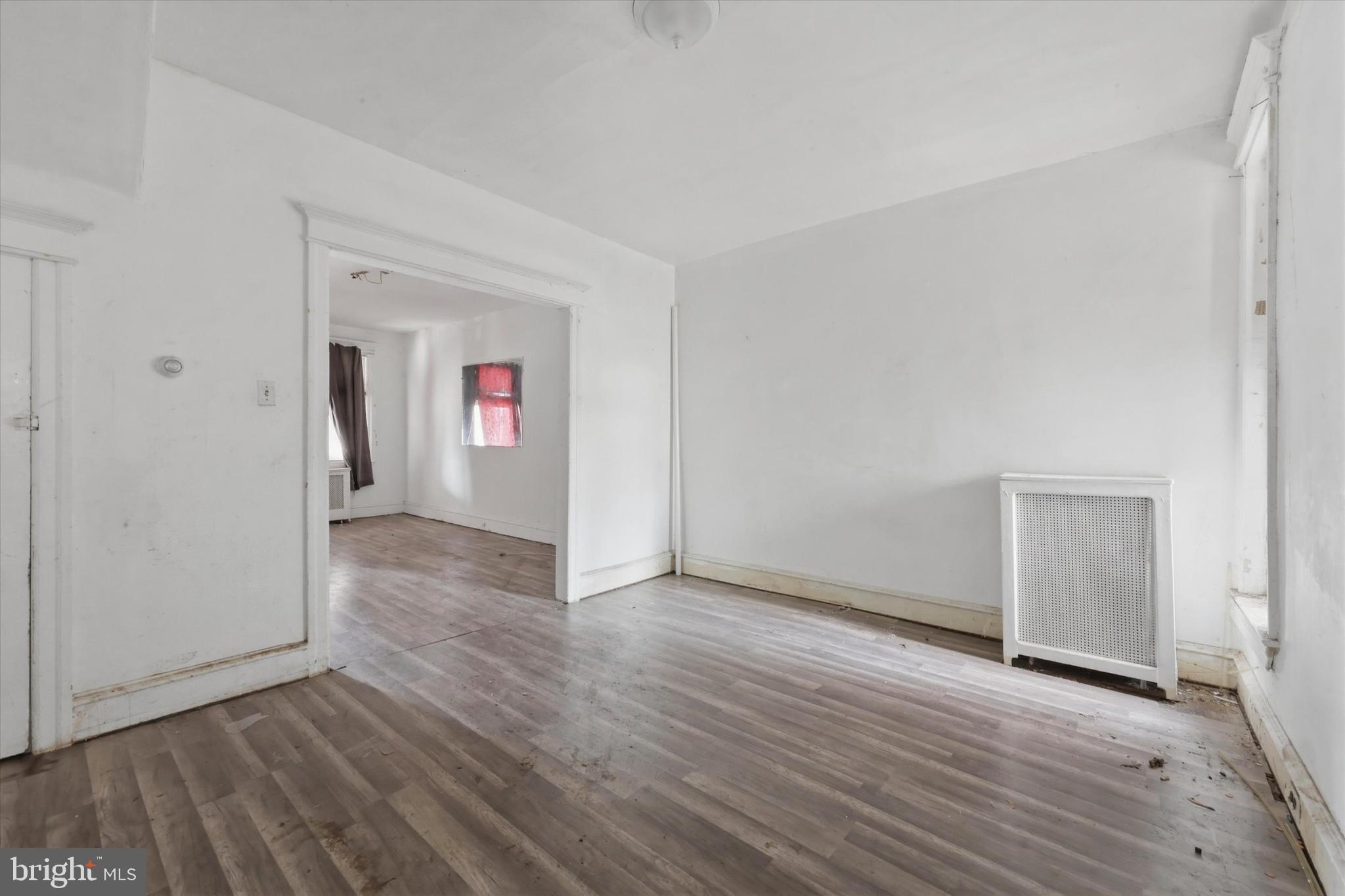 ELMWOOD PARK - Residential