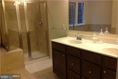 MYERS ESTATES SUB - Residential Lease